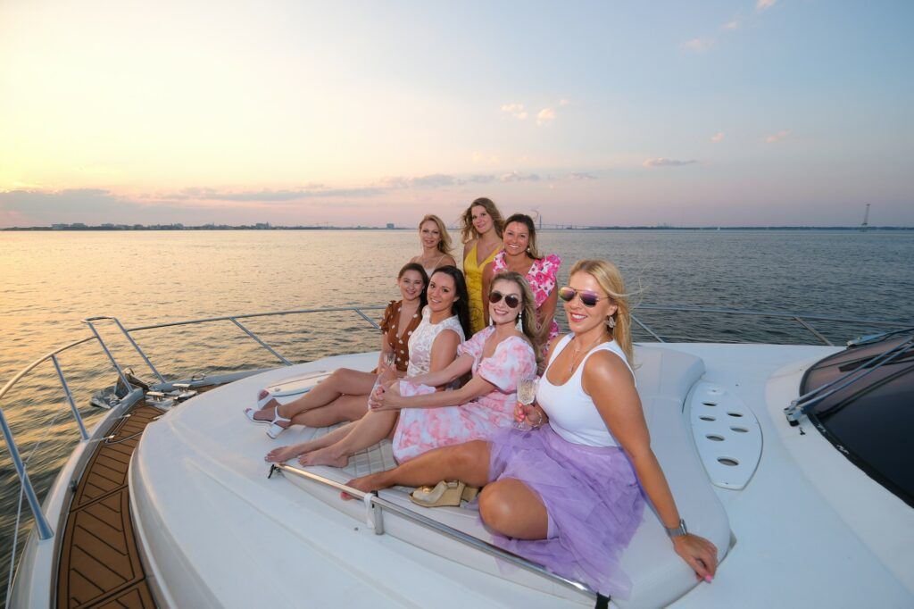South Florida Luxury Yacht Charters gallery photo --- No Change ---South Florida Luxury Yacht Charters gallery photo